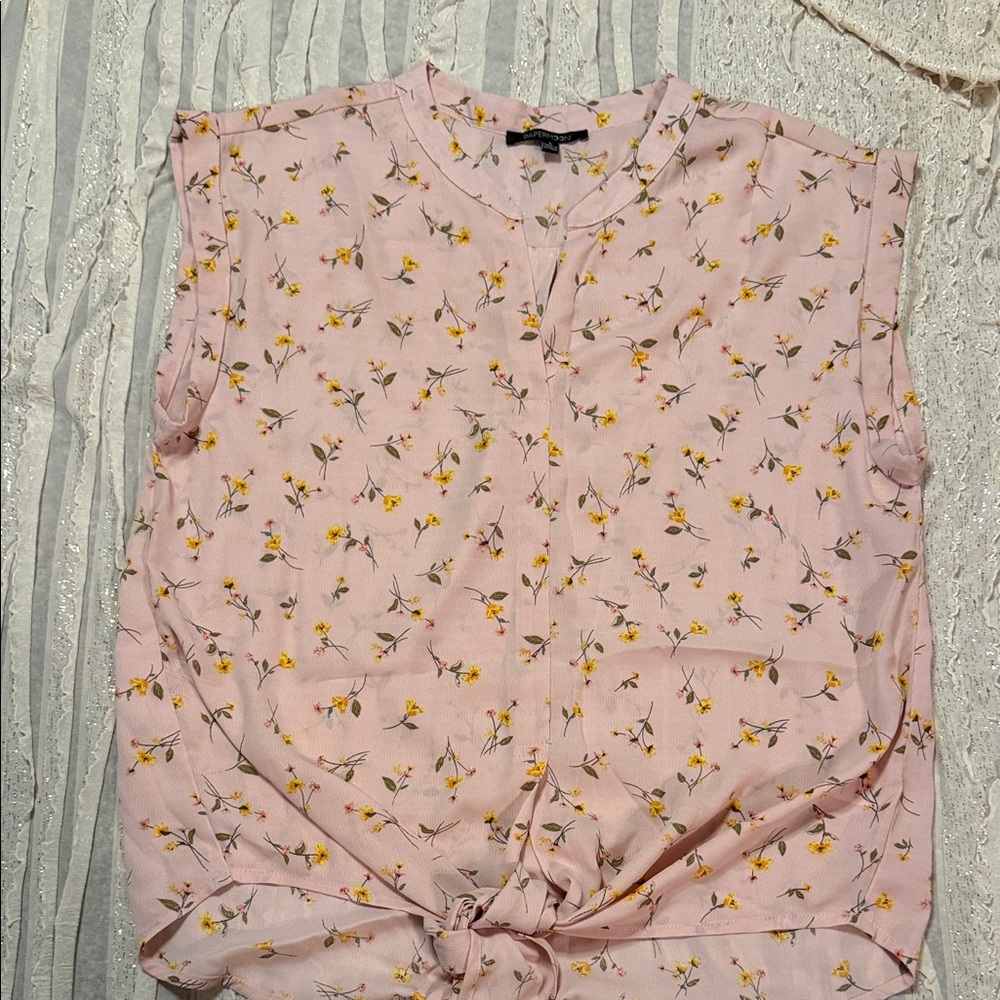 Papermoon Light Pink Floral Top - Picture 2 of 6